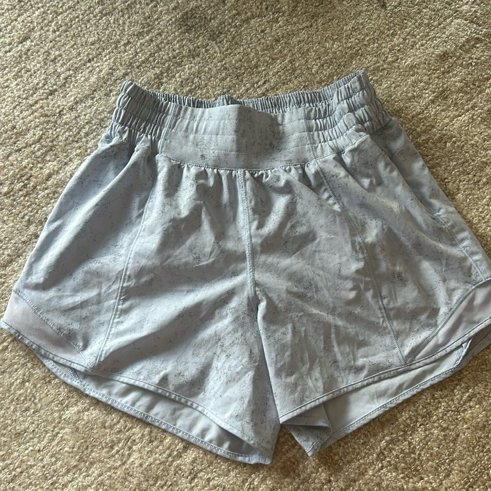 Lululemon hotty toddy shorts